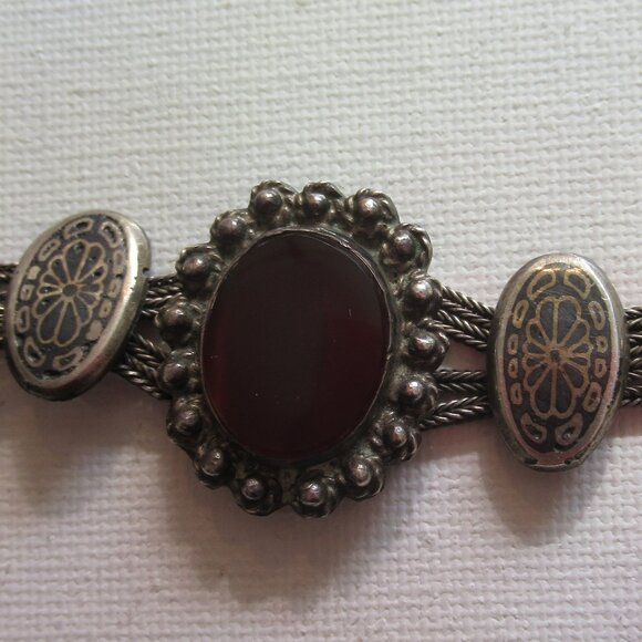 Deep Red Carnelian, 900 Silver 4 - Strand Chain Bracelet, Antique/Vintage - Picture 4 of 15